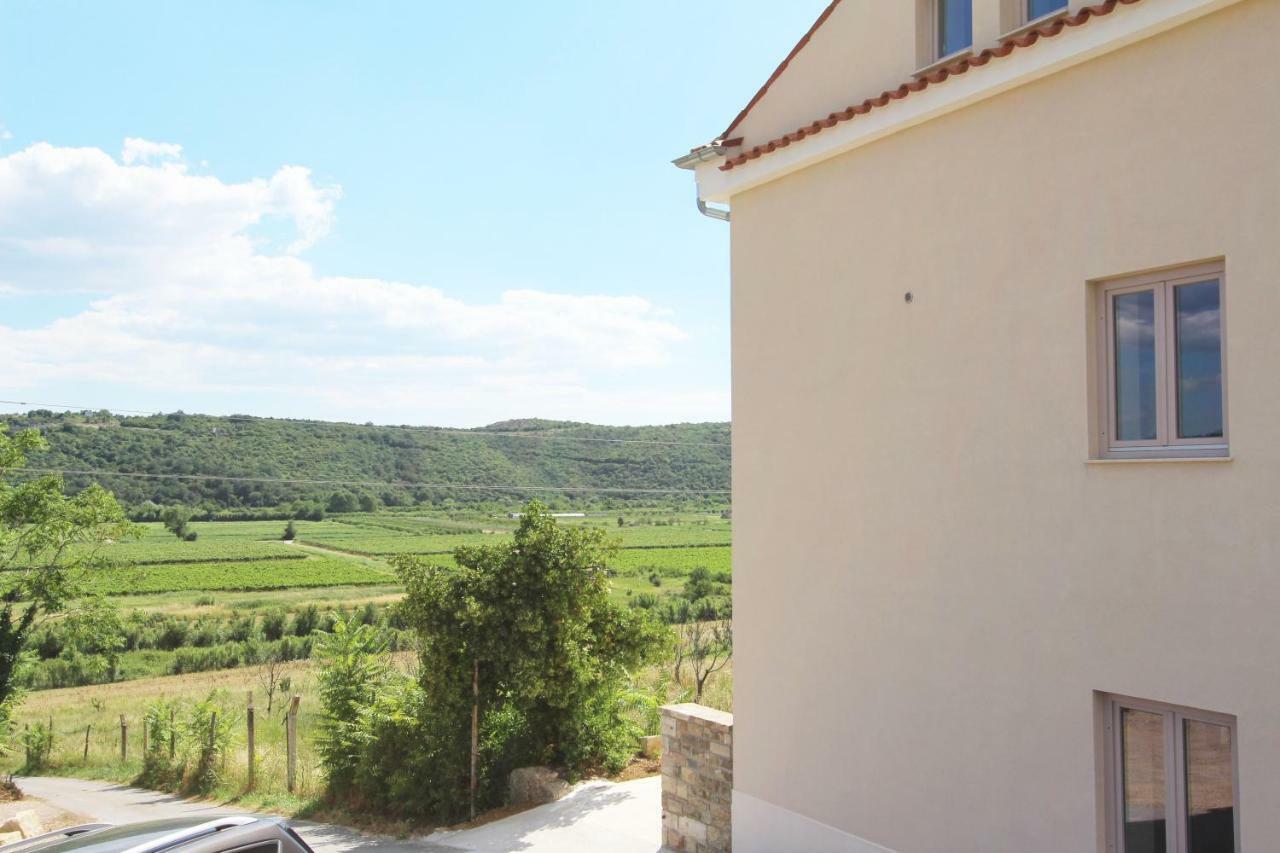 Vila Flora Secovlje Exterior photo